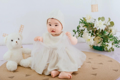 凉山宝宝不吃奶怎么办